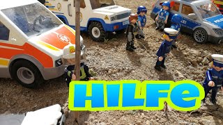 Playmobil Polizei Feuerwehr Krankenwagen  Lisa im Schlamm versunken Film deutsch Familie Lucky 4K [upl. by Netsud]