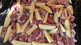 Como hacer CHULETAS de CABRITO 🍖 al horno con PATATAS 🥔 receta FACIL y muy RAPIDA🚀 [upl. by Mroz448]