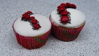 Creepy Crawly Halloween Cupcake  How To With The Icing Artist [upl. by Aicnarf]