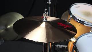 Paiste 14quot 2002 Sound Edge Hi Hats  941g1051g [upl. by Elockin]