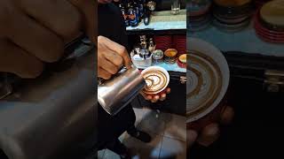 Latte art Tulip coffee coffeelover basic latteart cappuccino artist latteart [upl. by Maidel]