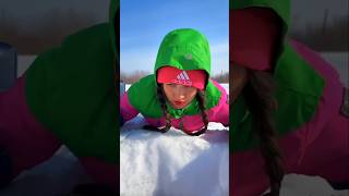 Can be easily pulled out of a snow pit 😱 shortsfeed viralvideo viralshort [upl. by Karlens]