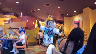 642024 Disneyland Resort  Disneyland Hotel  Goofy’s Kitchen [upl. by Eigroeg]