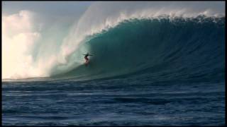 David Scard at Cloudbreak  Ride of the Year entry in Billabong XXL Big Wave Awards 2011 [upl. by Rebmik]