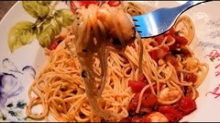 Pasta con Camarones y Tomate [upl. by Ayram]