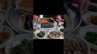 김밥 달랑 시켰는데 상다리 휘어지게 백반 한상 내어주는 백반집 Korean street food [upl. by Luana]