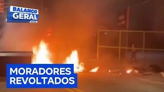 Moradores protestam contra morte de homem que invadiu autódromo de Interlagos [upl. by Edras]