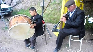 ZURNACI BAYRAM DAYI VE DAVULCU OÄžLU Ã‡EKEREK ALIÃ‡LI KÃ–YÃœ YAYLA ÅžENLÄ°KLERÄ° 18 HAZÄ°RAN 2011 [upl. by Mongeau]