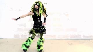 Industrial Dance  God is in the Rain  Suicide Commando  Pitite Oudy Cyber Goth [upl. by Neddy]