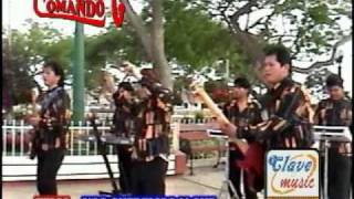 Grupo COMANDO G  Nos queremos y que video clip [upl. by Sinnard]