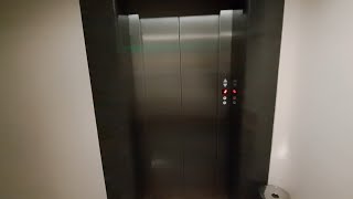 2000s Belletti Ascensori traction elevator  Hotel Crystal Palace  Bucharest RO [upl. by Rehpoitsirhc]