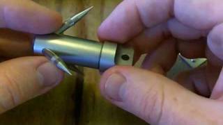 Countycomm EDC UK  P51  Razor  Micro Grappling  Titanium Peanut lighter [upl. by Niveek979]