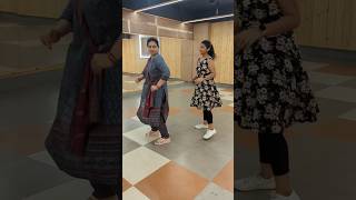 Galgoto me dance like navratri trending navratrispecial galgoto garba gujju [upl. by Aristotle]