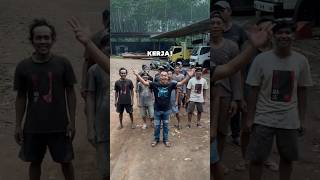 Brayahe karoseri awokawok💃🏼 irsyadputrakaroseri trukoleng bengkel comedy viralvideo trending [upl. by Kelwin]