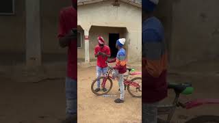 Fish pie iPhone in Nigeria 😂😂 funny comedy video trending foryou viralvideos youtubeshorts [upl. by Dever906]