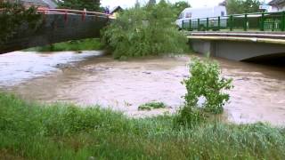 Hochwasser Überschwemmung Unwetter in Niederösterreich  16052014  Teil 1 Bezirk Baden [upl. by Ahtanoj]