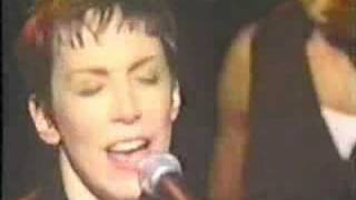 Annie Lennox  Here comes the rain again  live [upl. by Boehmer]