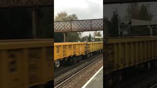 Freightliner 66557 Passes Brockenhurst Railway Station on Platform 2 [upl. by Elinad]