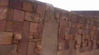 Ruinas de Tiwanaku Bolivia  Templo semisubterráneo Rostros del mundo [upl. by Xonnel]