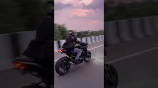 KAWASAKI Z900 😶CHOOMANTAR 🫢 bike automobile caughtbypolice superbikepublicreaction reaction [upl. by Whang401]