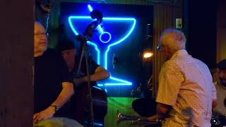 Jon Blondell amp Friends Jazz Group Song 2 8524 The Elephant Room Austin TX [upl. by Wandy361]