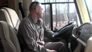 2006 Damon Daybreak 3272 walkthrough by Boat N RV Supercenter [upl. by Inalaehon541]