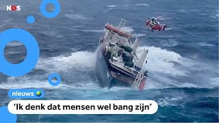 Nederlands schip in de problemen door golven van 16 meter hoog [upl. by Skipper]