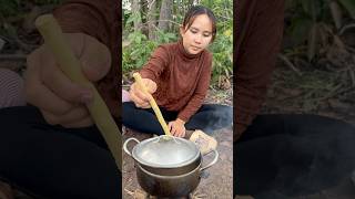 Single mom SHOW survival in the Wild camping outdoors bushcraft lifehacks [upl. by Buatti]