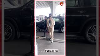 Citadel Honey Bunny Fame Varun Dhawan Gets Snapped At The Airport  SBB Xtra Shorts [upl. by Sibeal]