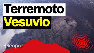 Scossa di terremoto a Napoli sul Vesuvio sintesi della situazione [upl. by Eartnoed]