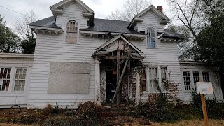 ABANDONED ROARING 20S MANSION EXPLORED  FOR SALE IN COLUMBUS GEORGIA [upl. by Aloibaf]