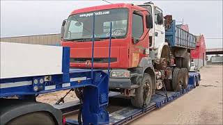 Entrega de dos unidades Renault destino Togo Africa [upl. by Asirahc]