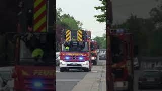 Feuer im Chemiesaal Löschzug Freiwillige Feuerwehr Hattersheim rückt zur Großübung aus [upl. by Alikat]