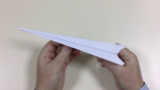 Papierflieger falten Origami Anleitung Papierflugzeug einfach MrTatty [upl. by Glennie]