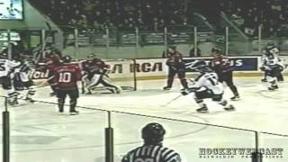 Sidney Crosby Lacrosse Goal  Quebec Remparts vs Rimouski Oceanic 2003 [upl. by Eseila]