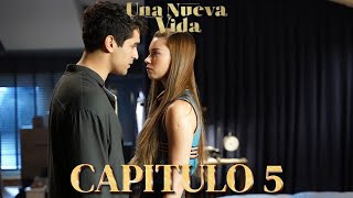 Una Nueva Vida Capitulo 5 ¡Ferit se entera de la relación entre Seyran y Yusuf [upl. by Key]