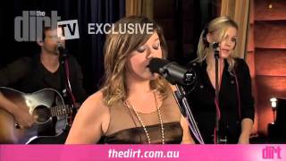 Kelly Clarkson  Stronger Acoustic  Scoopla [upl. by Shrier568]