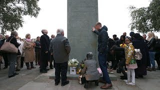 Memorial ceremony marks 20th anniversary of Paddington rail disaster [upl. by Hgielek]