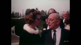 Buster Keaton at the funeral of Stan Laurel [upl. by Ania753]