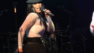 JEFFREY DANIELS OF SHALAMAR TAKE THAT 2 THE BANK 29 10 11 [upl. by Swarts777]