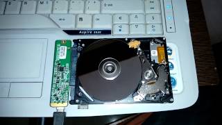 Seagate Momentus 54005 320GB HDD failure [upl. by Fayette]