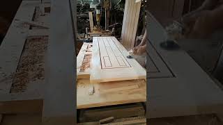 Proses penghalusan musicwoodworkingwoodcarpenter forniturediymakingtoolsmebelkayusandpaper [upl. by Mullane109]