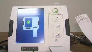 Heres how to vote with Texas new voting machines [upl. by Adiana]