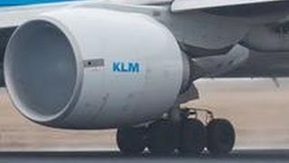 ✈Full HD Engine CONDENSATION on Takeoff  KLM B777  AMS [upl. by Orelee730]