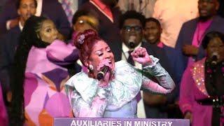 Kierra Sheard Kelly Directing and Evangelist Dorinda Clark Cole Praise Break at COGIC AIM 2024 [upl. by Tarrant]