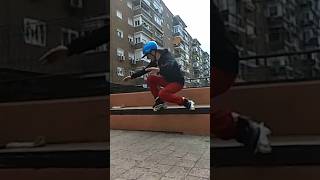 Patinaje freestyle en Moratalaz freestyle patinajeurbano street rollerblading aggressive free [upl. by Ludly]