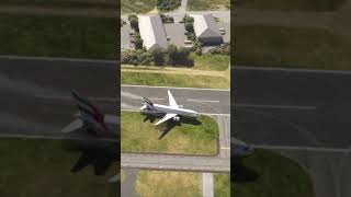 Dangerous Landing Emirates Boeing 777 at Toncontín Airport shorts [upl. by Laurene]