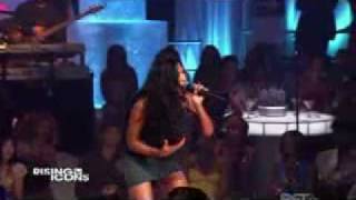 Melanie Fiona It Kills Me Liveicon [upl. by Linzer]