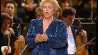 Marilyn Horne  Dove Sei amato bene quotRodelindaquot [upl. by Sheffy]