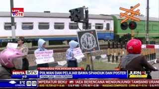 Polwan dan Pelajar Pemalang Sosialisasi Keselamatan di Perlintasan Kereta [upl. by Bryana474]